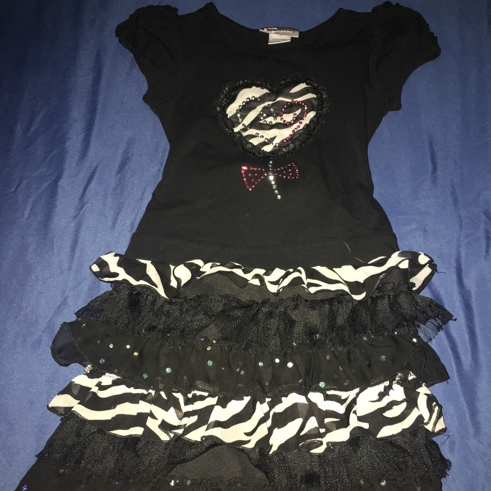 Very cute dress in kids